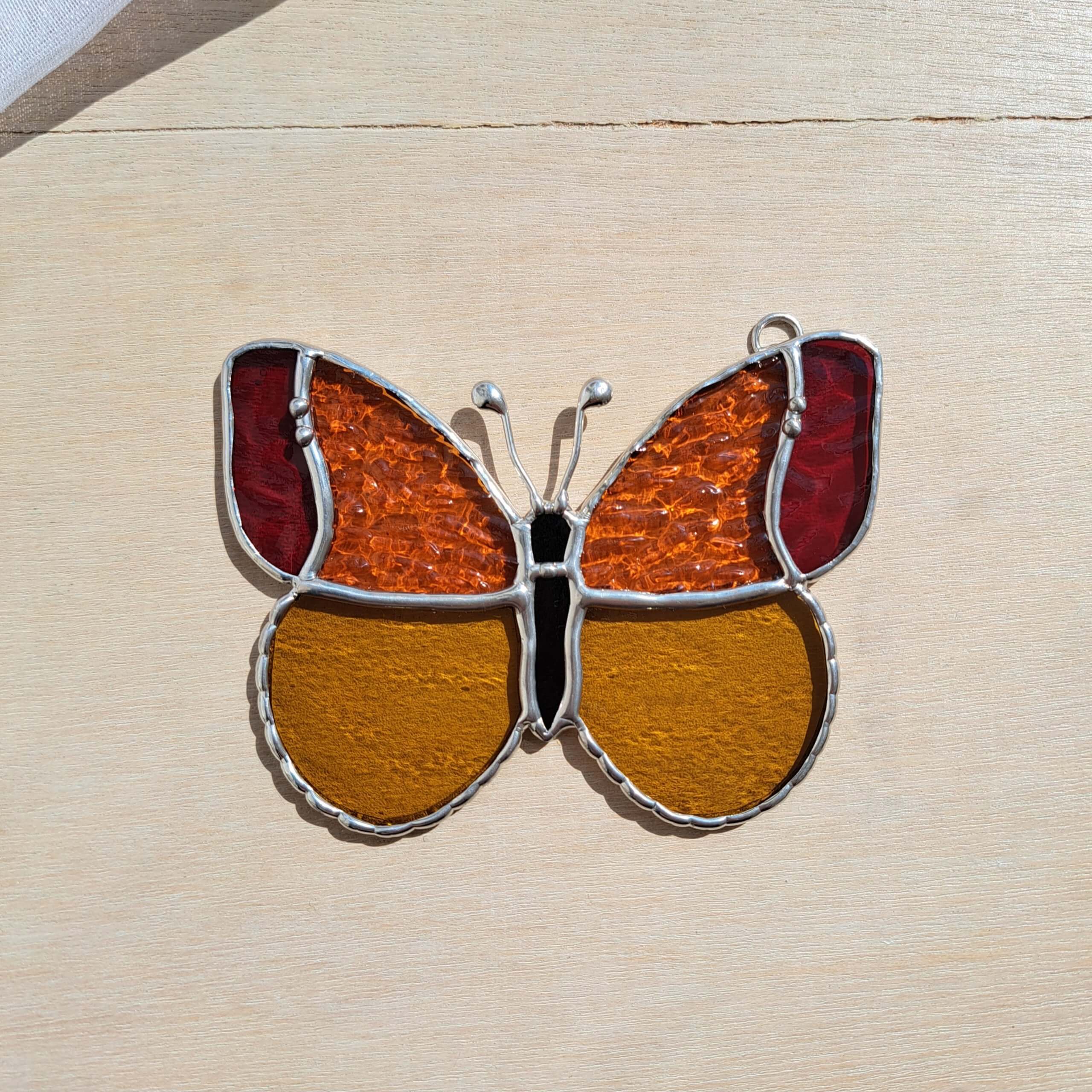 Papillon jaune-orange